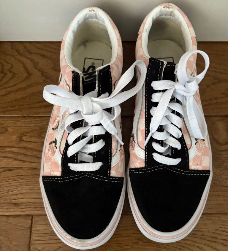 Black And Pink Van’s 