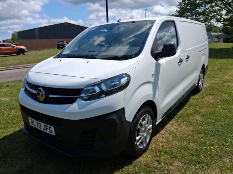 2020 Vauxhall Vivaro 2900 1.5d 100PS Dynamic L2 H1 Van PANEL VAN Diesel Manual