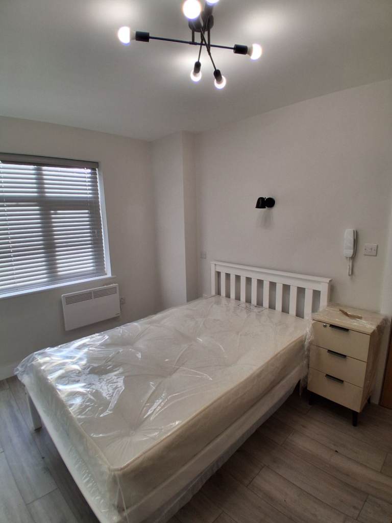 Lovely Studio in LEWISHAM.