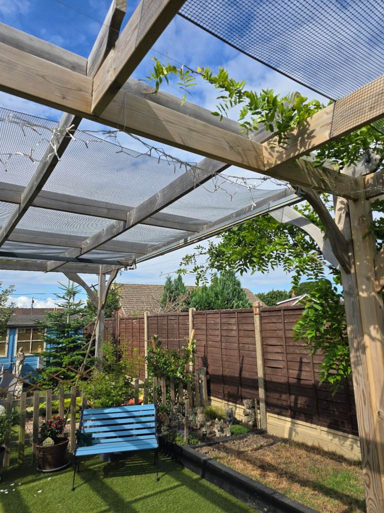 gazzebo with timbers post 4mx3m