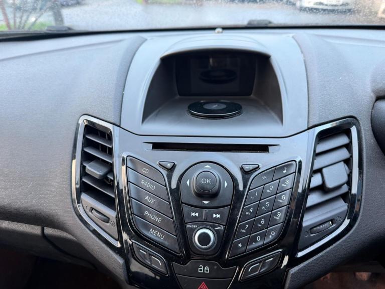 2014 Ford Fiesta 1.25 82 Zetec 5dr HATCHBACK PETROL Manual