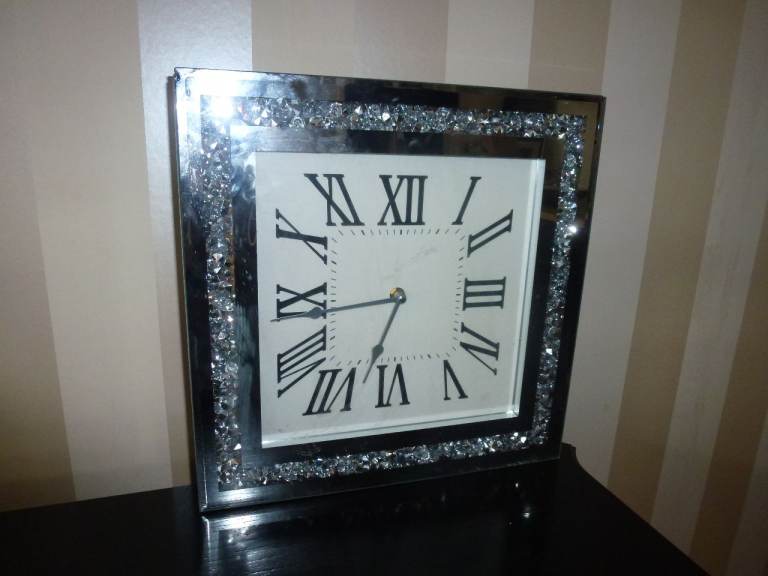 Diamanti Clock