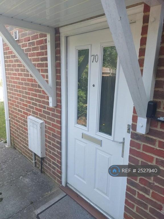 3 bedroom house in Winston Drive, Stoke D'abernon, Cobham, KT11 (3 bed) (#2527940)