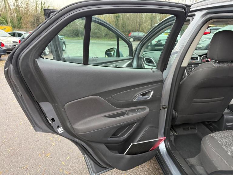 2015 Vauxhall Mokka 1.4T Tech Line 5dr HATCHBACK PETROL Manual