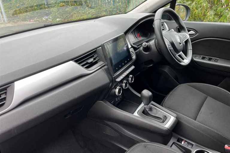 2021 Renault Captur 1.3 TCe (140 PS) Iconic 5 Door Petrol SUV Automatic SUV Petrol Automatic