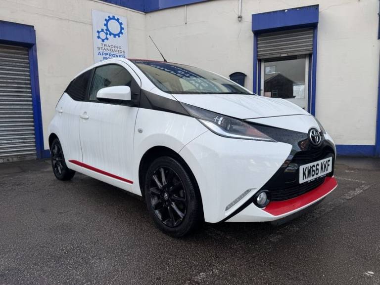 2017 Toyota AYGO 1.0 VVT-i x-press Hatchback 5dr Petrol Manual Euro 6 (68 ps) Hatchback Petrol Ma...