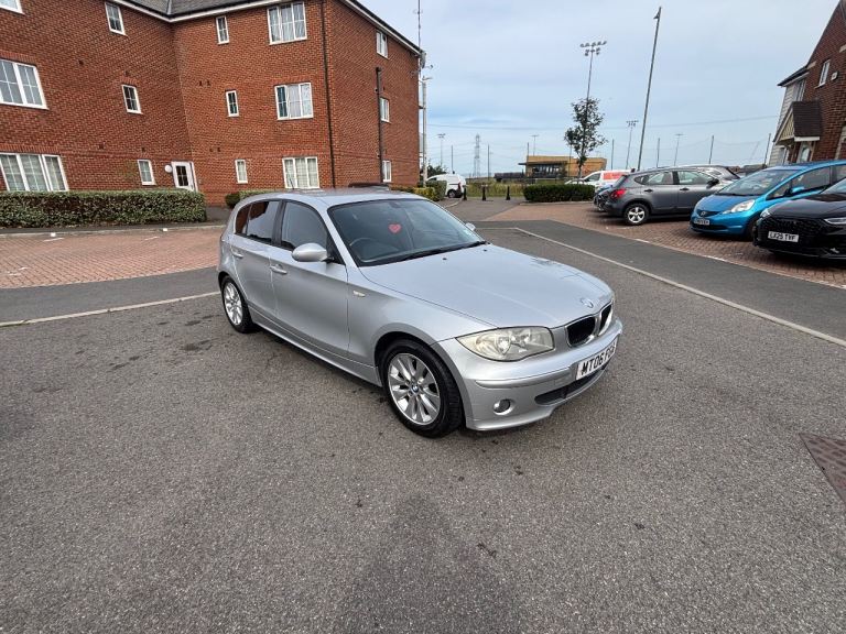 BMW, 1 SERIES, Hatchback, 2006, Semi-Auto, 1995 (cc), 5 doors
