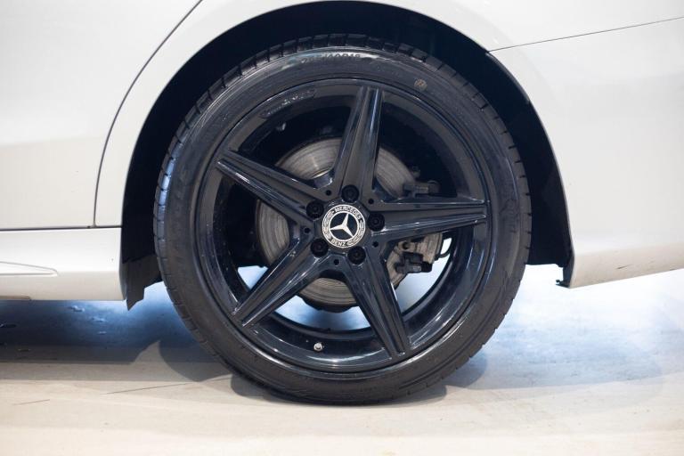 2018 Mercedes-Benz C Class 2.1 C250d AMG Line (Premium Plus) Saloon 4dr Diesel G-Tronic+ Euro 6 (...