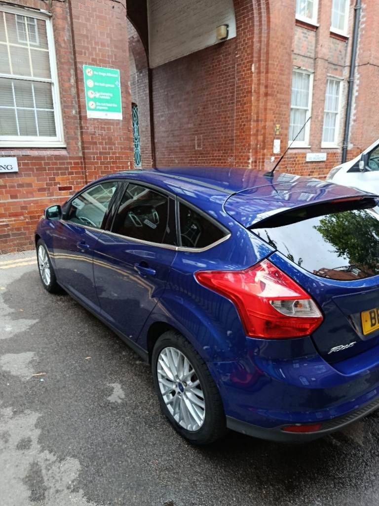 Ford focus 1.0 blue