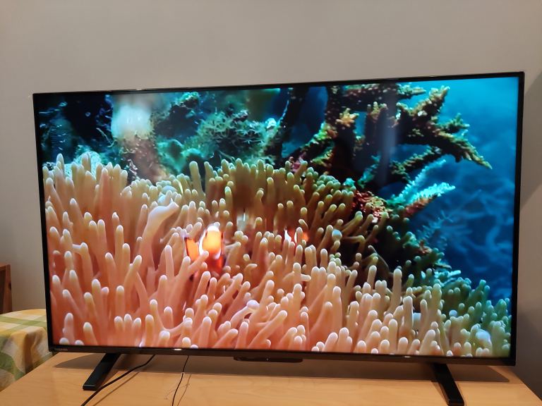 TOSHIBA OLED SMART TV 50"