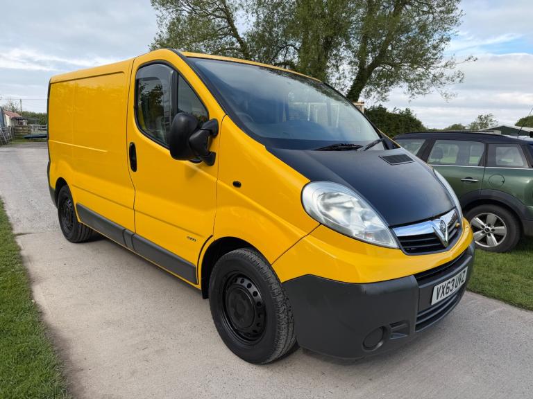 2013 VAUXHALL VIVARO 2.0 CDTI 6 SPEED MANUAL NO VAT !!! 