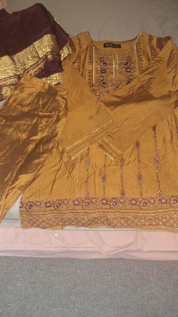 3 piece Stitched 