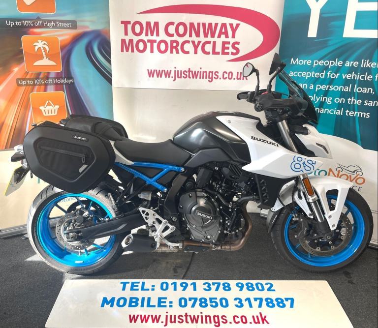 SUZUKI GSX8-S, 2023(23), 1 OWNER, 9,808 MILES, FSH, STUNNING BIKE, EXTRAS, £5495