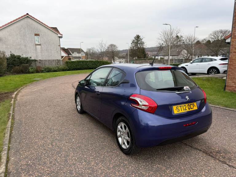 Peugeot active E-HDI 208 diesel 2012 start/stop 