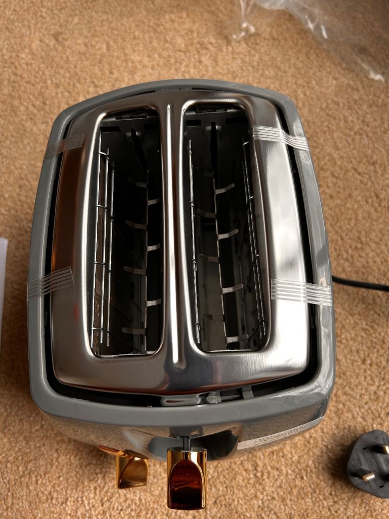 Brand New Grey and Gold 2-Slice Toaster