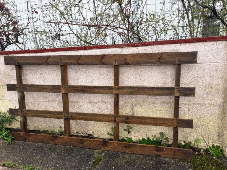 Free pallet wood