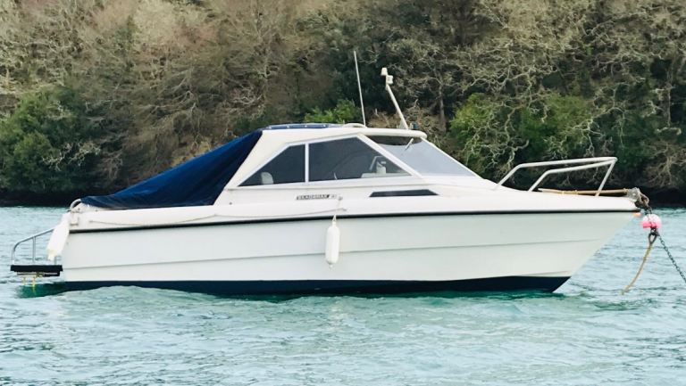 White Skagerrak 21 Cabin Boat - Good Condition