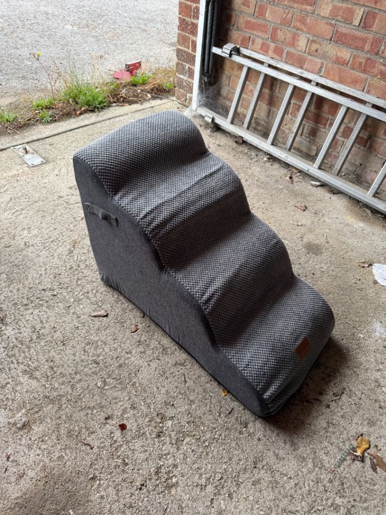 Pet steps x2 - FREE