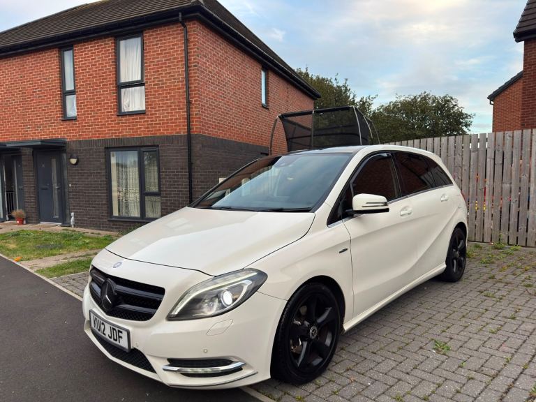MERCEDES BENZ B CLASS 1.8 DIESEL AMG LINE SPORT AUTOMATIC