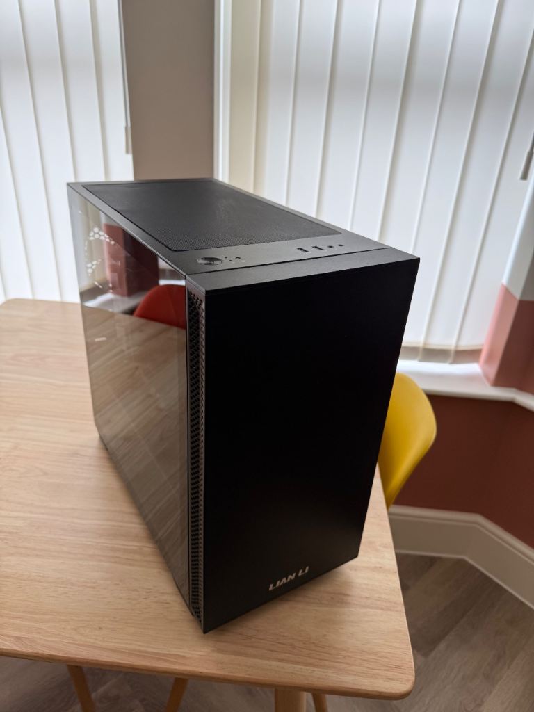 Powerful RTX 4070 Gaming PC