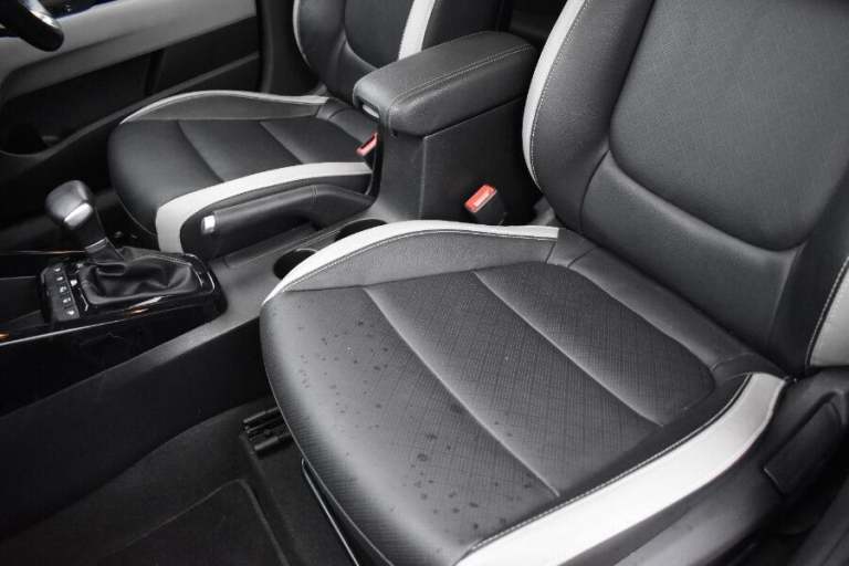 2019 Kia Stonic 1.0 T Gdi 4 Suv 5dr Petrol Dct Euro 6 (s/s) (118 Bhp) HATCHBACK Petrol Automatic