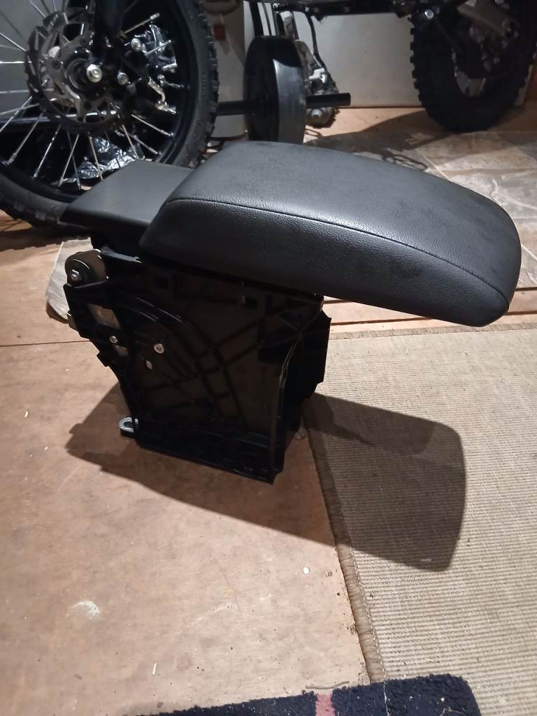 Seat Leon FR Mk 3.5 Arm Rest in black leather 