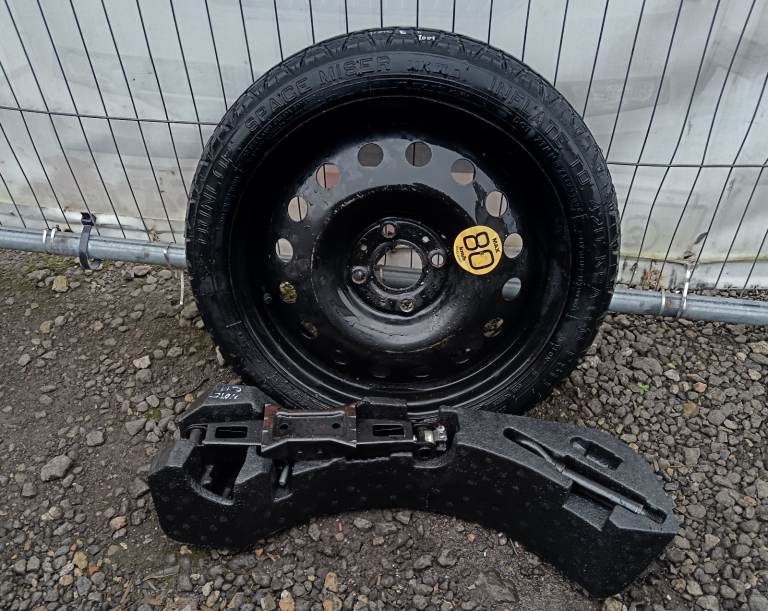 Nissan Note E11 04- 13 Space Saver Wheel with Jack / Brace / Tow Hook  125 70 15