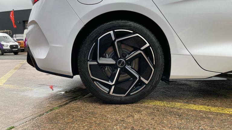 2025 BYD Seal 390kW Excellence AWD 83kWh 4dr Auto SALOON ELECTRIC Automatic