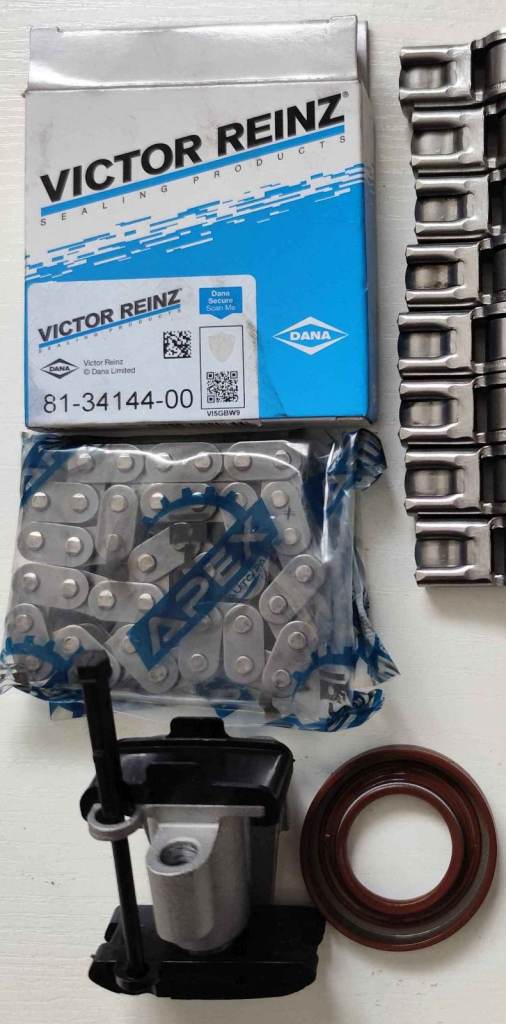 Engine Rebuild Kit  Timing Chain + Camshaft Seal + 16 Rocker Arms £90