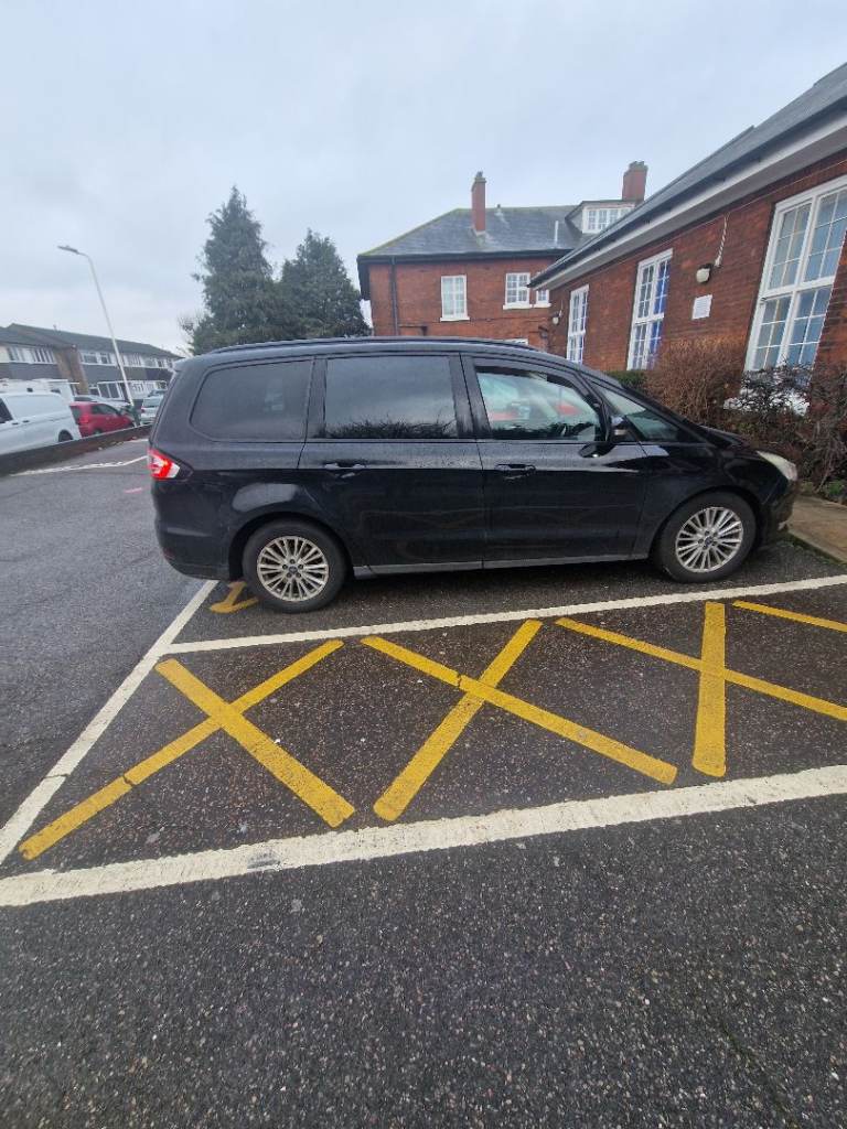 Ford galaxy 2018 breaking 