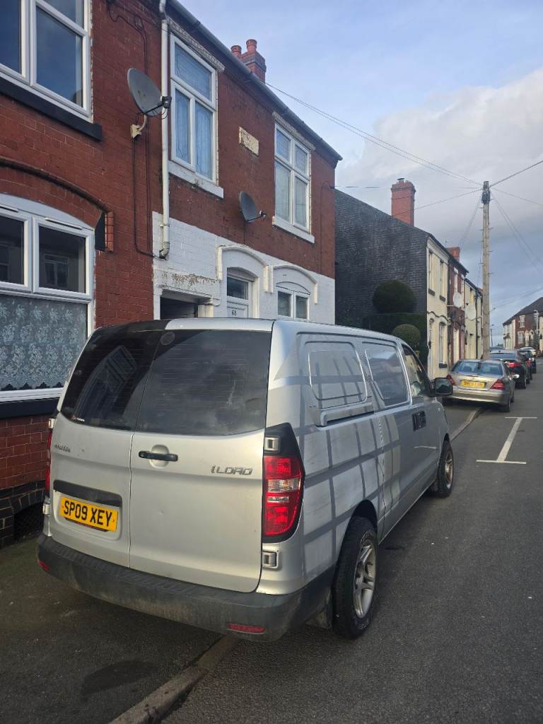 Hyundai, ILOAD, Panel Van, 2009, Manual, 2497 (cc)