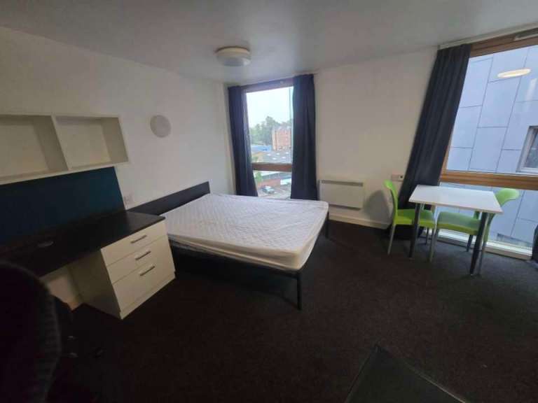 Studio student accommodation university of bedfordshire luton