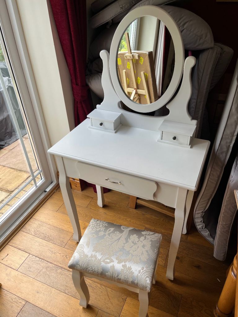 White Dressing Table with Mirror and Stool – Good Condition