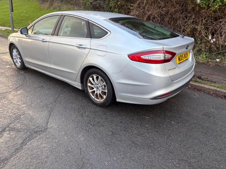 2015 Ford Mondeo 2.0 TDCi ECOnetic Zetec Euro 6 (s/s) 5dr Diesel