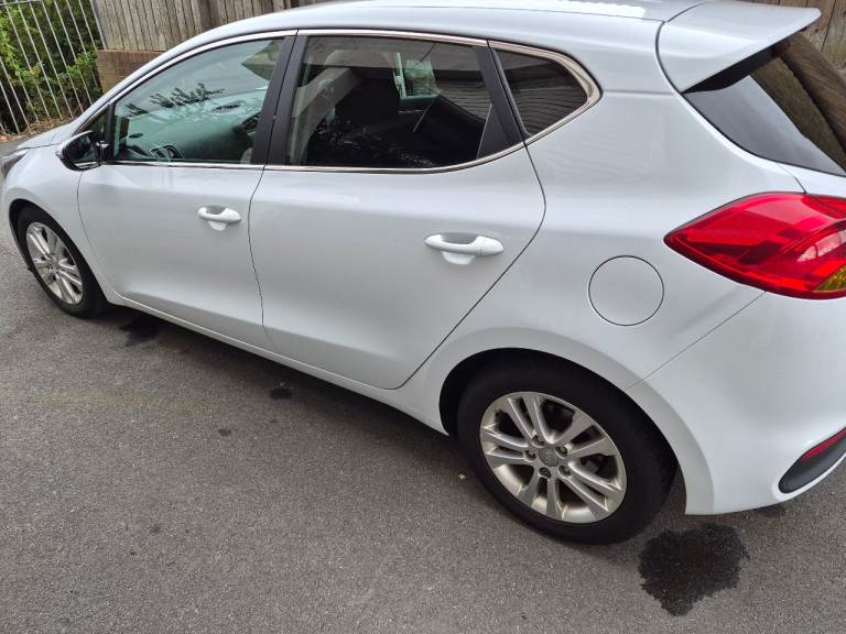 Kia, CEED, Hatchback, 2012, Manual, 1582 (cc), 5 doors