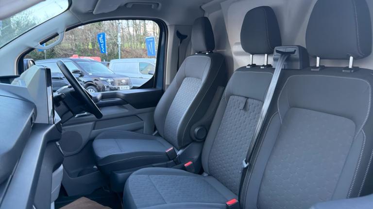 2025 Ford Transit Custom 2.0 EcoBlue 136ps H1 Van Limited Auto PANEL VAN DIESEL Automatic