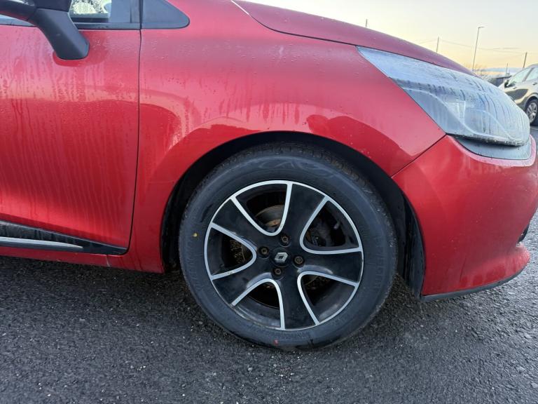 RENAULT CLIO 1.2 Dynamique MediaNav 1.2 16V 75 2015