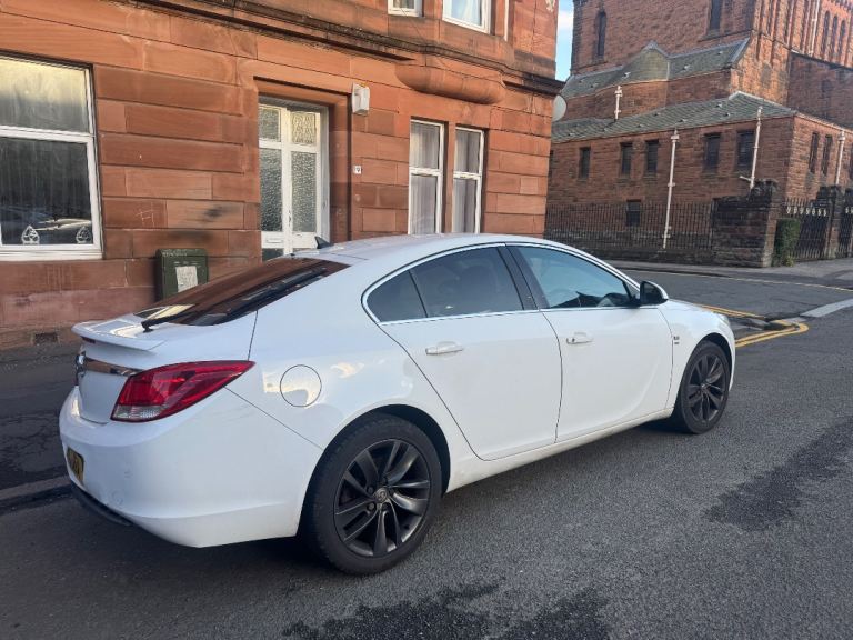 Vauxhall, INSIGNIA, Hatchback, 2013, Manual, 1956 (cc), 5 doors