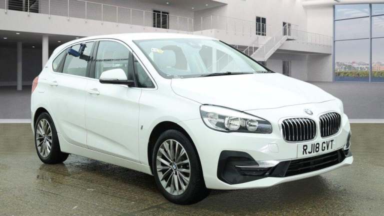 2018 BMW 2 Series 225xe Luxury 5dr Auto HATCHBACK PETROL/ELECTRIC Automatic