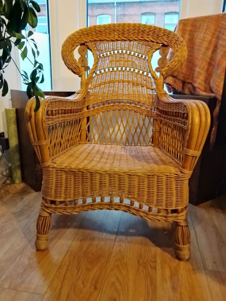 Vintage Wicker Armchair – Victorian / Edwardian Style