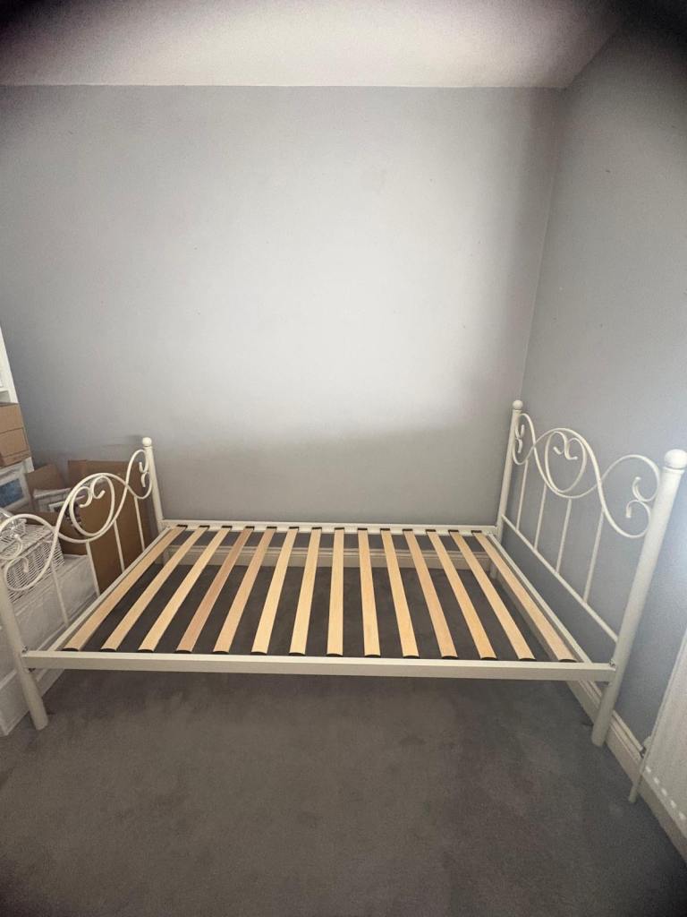 Single Bed Frame - Metal - Cream 