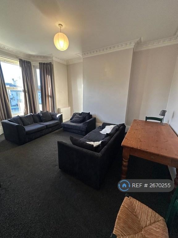 9 bedroom house in Wilmslow Road, Manchester, M20 (9 bed) (#2670255)