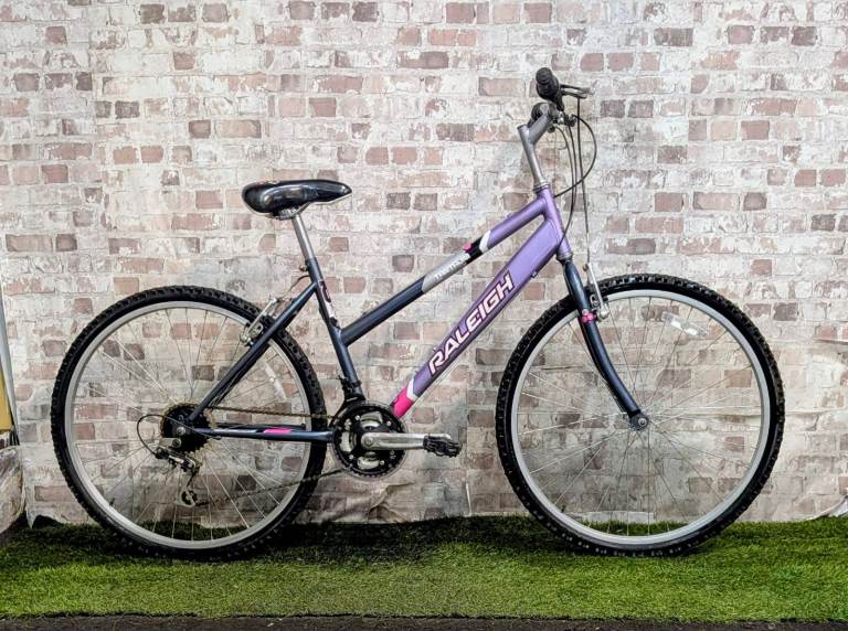 Raleigh Tantrum Mountain Bike, 17" Frame, 26" Wheels, Good Condition