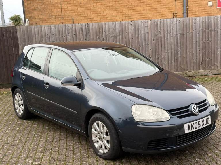 Volkswagen, GOLF, 1.6L AUTOMATIC, 5 doors. Very Low Mileage. Long MOT