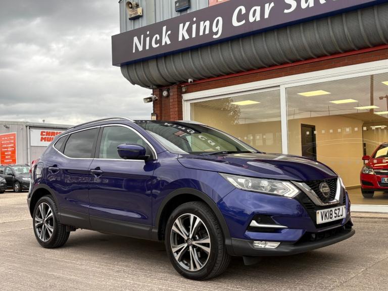 2018 Nissan Qashqai 1.5 dCi N-Connecta 5dr ++ PANROOF / NAV / CAMERA / DAB / ULEZ ++ HATCHBACK Di...
