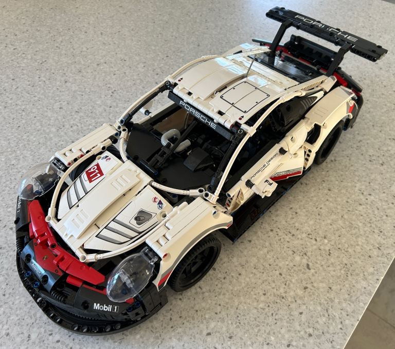 LEGO® Technic™ Porsche 911 RSR