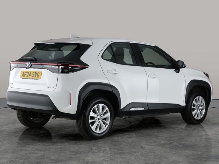 2024 Toyota Yaris Cross 1.5 VVT-h Icon SUV 5dr Petrol Hybrid E-CVT Euro 6 (s/s) (116 ps) - LANE T...