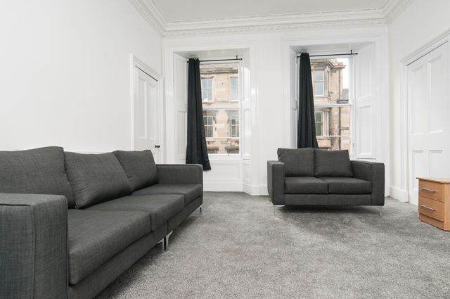 Fantastic, 4 bedroom, 3 bathroom HMO (for 5) flat in Newington – available soon