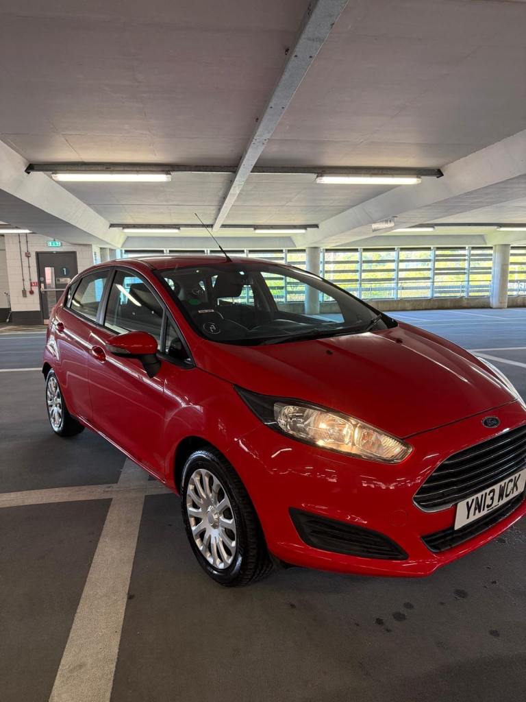 Ford, FIESTA, Hatchback, 2013, Manual, 1241 (cc), 5 doors