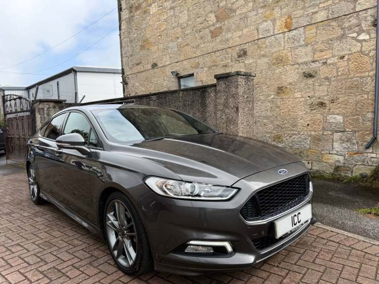 68 FORD MONDEO ST-LINE TURBO 5DR MAGNETIC MET ST BODYKIT SATNAV HEATED LTHR A/C